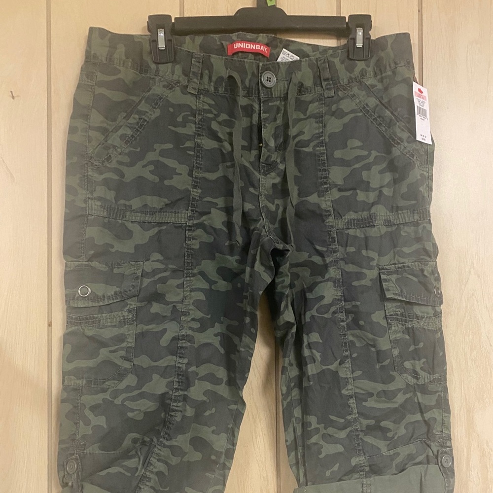 Unionbay cameo capris